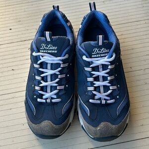 Skechers D Lites Sz 9.5 Blue Women’s Sneakers